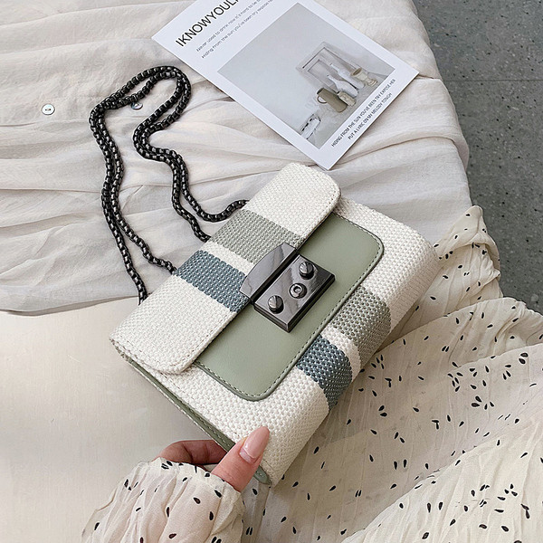 Geanta dama tricotata cu maner metalic in trei culori