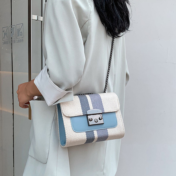 Geanta dama tricotata cu maner metalic in trei culori