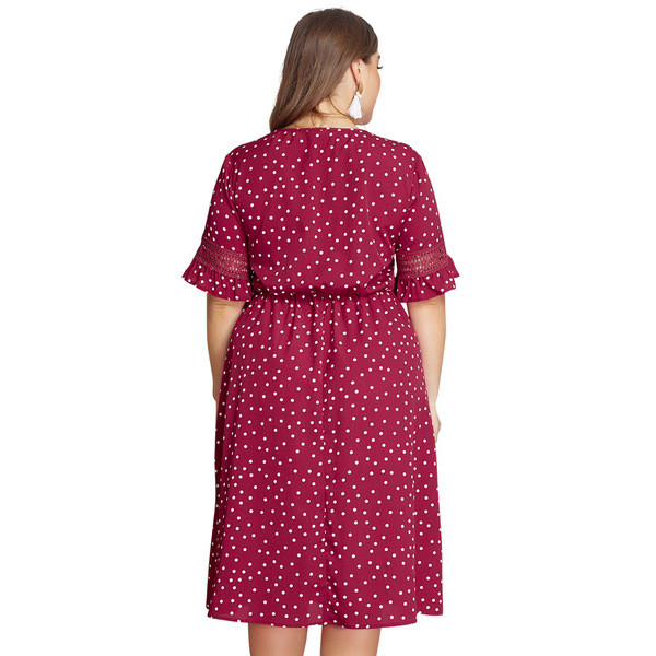 Rochie modernă de damă cu mâneci scurte și decolteu în V de culoare roșie