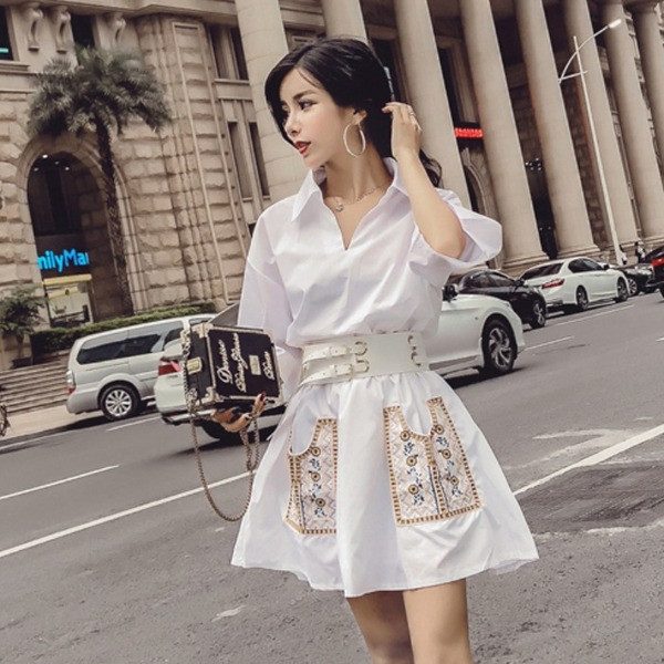 Rochie de dama eleganta - model croiat cu broderie