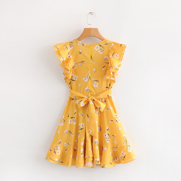 Rochie elegantă de damă, cu decolteu în V adânc, de culoare galbenă