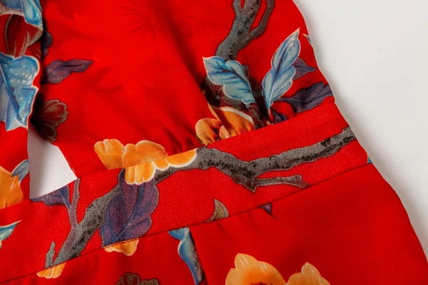 Salopeta dama cu model floral in doua culori