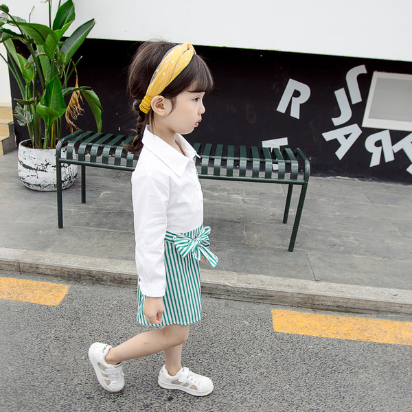 Rochie moderna pentru copii pentru fete cu panglica si maneci lungi