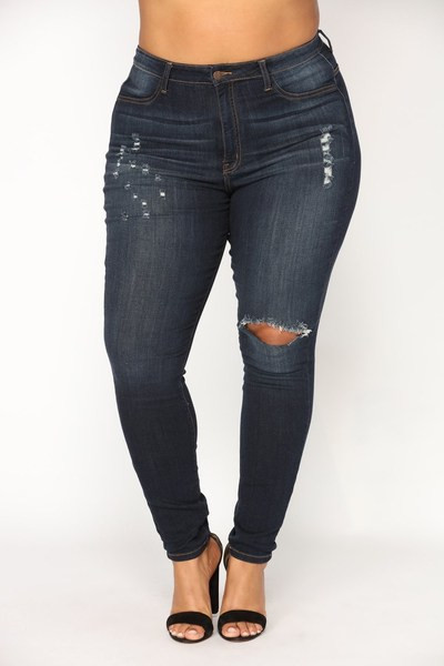 Blugi de dama marime mare cu motiv rupt in albastru