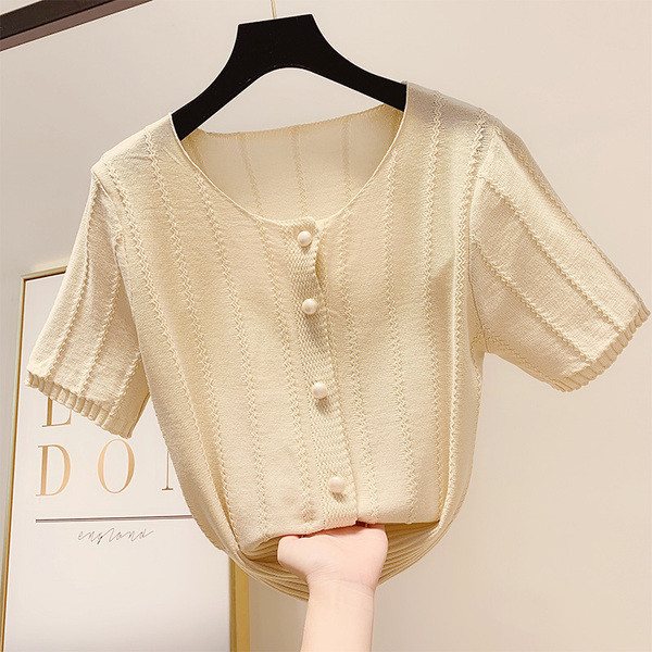 Bluză de damă modernă cu nasturi și mâneci scurte