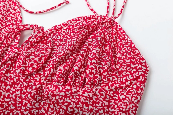 Rochie de dama cu bretele subtiri - model scurt