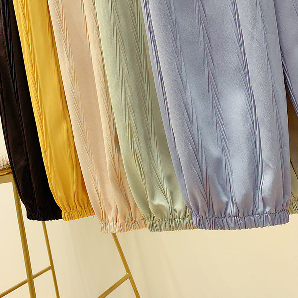 Pantaloni de dama cu elastic si talie inalta