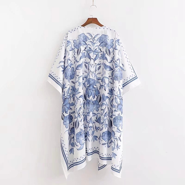 Pareo dama cu model floral in alb