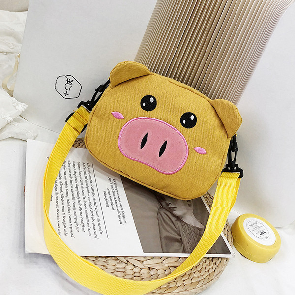 Geantă modernă pentru copii cu aplicație în patru culori