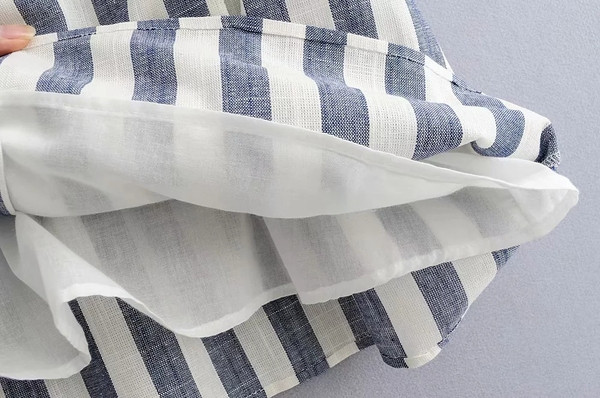 Rochie de dama in dungi cu bretele subtiri