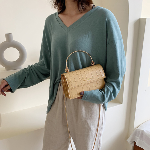 Geanta de dama moderna din piele ecologica in patru culori