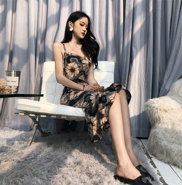 Rochie casual de dama cu model floral cu bretele subtiri