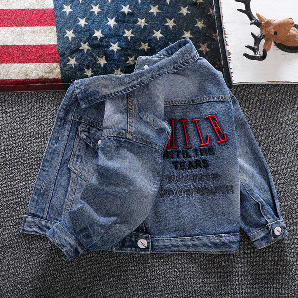 Geaca pentru copii de ultimă generație cu motive rupte și broderie pentru băieți