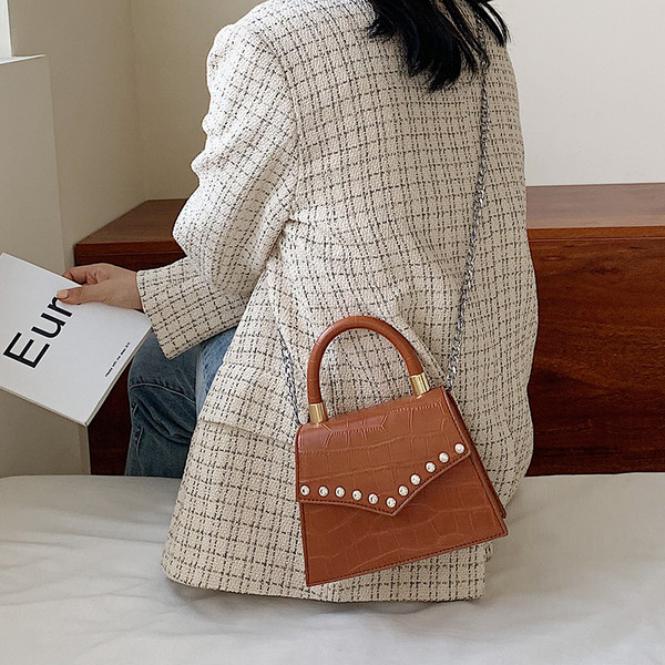 Geanta de dama eleganta din piele ecologica cu doua manere