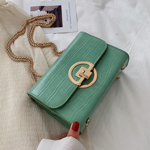 Geanta de dama cu lant in patru culori