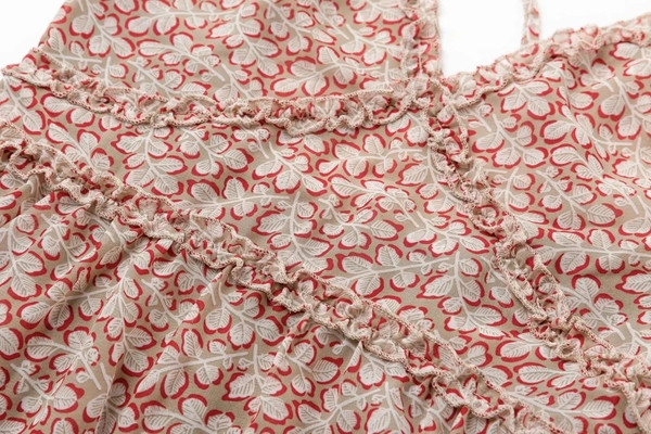 Rochie casual de dama cu bretele subtiri si model floral