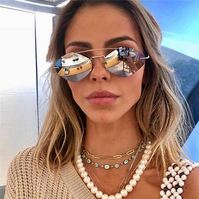 Модерни дамски очила с тънка сребриста рамка - пет цвята