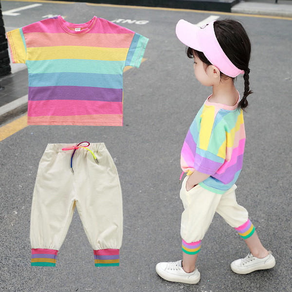 Set zilnic pentru copii pentru fete în două părți