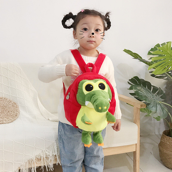 Rucsac modern pentru copii cu element 3D în patru culori