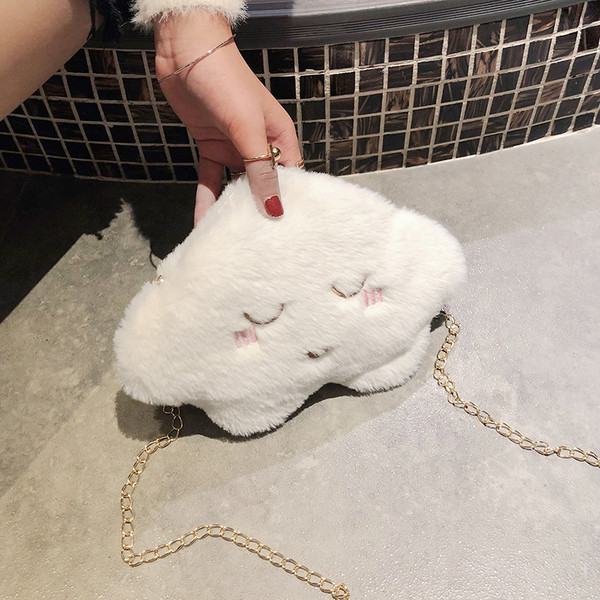 Geanta de dama moderna cu lant metalic in trei culori