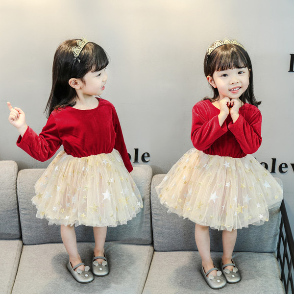 Rochie modernă pentru copii pentru fete cu mâneci lungi și tul