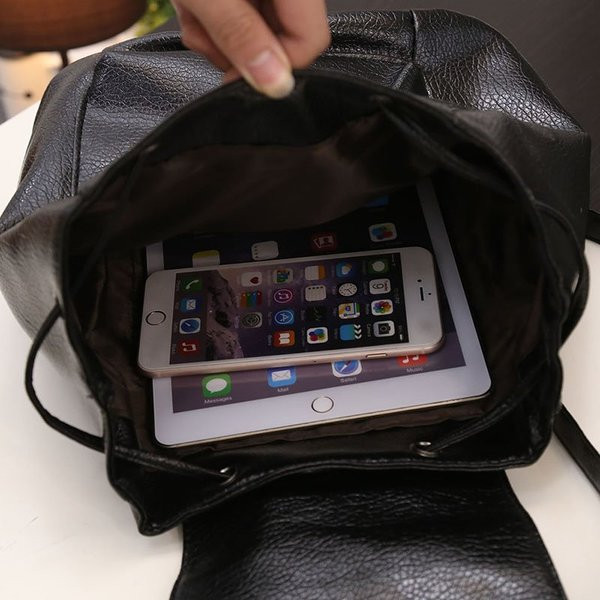 Rucsac modern de dama din piele ecologica de culoare neagra