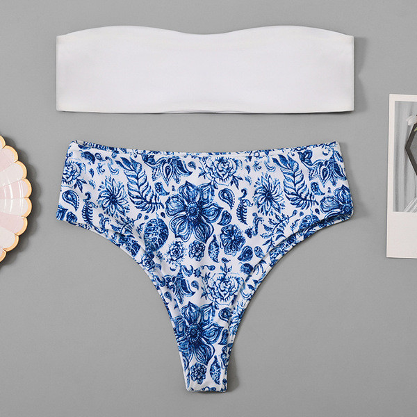 Costum de baie dama cu lenjerie intima cu model floral