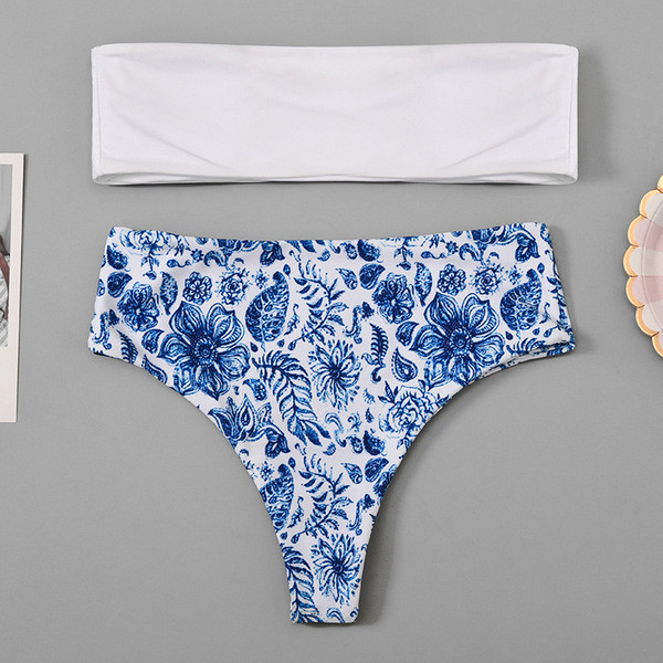 Costum de baie dama cu lenjerie intima cu model floral