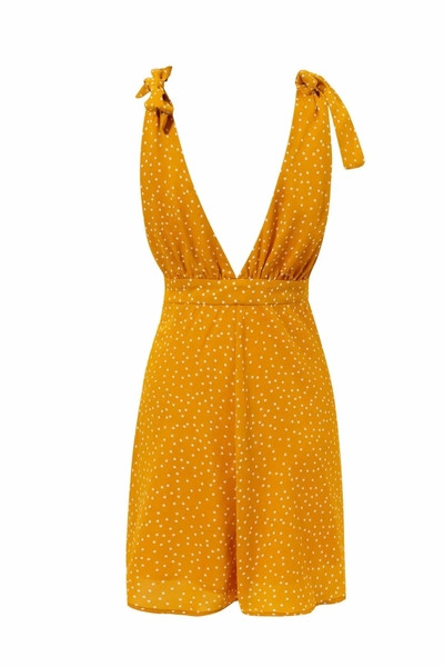 Rochie de damă cu decolteu în V adânc de culoare galbenă