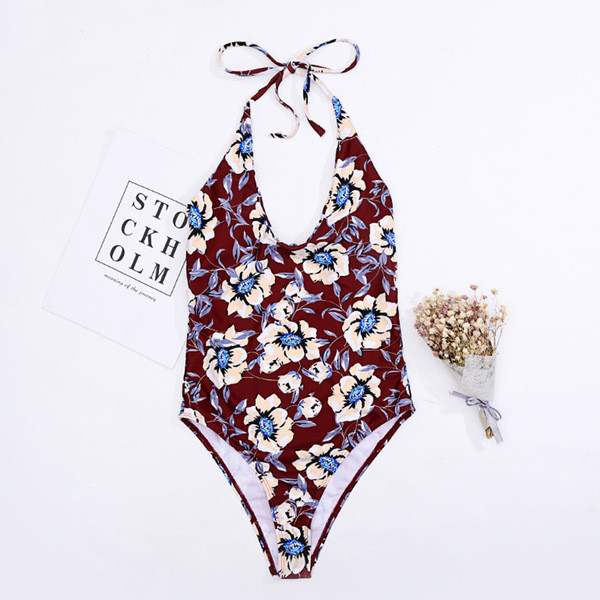 Costum de baie complet cu model floral și bretele