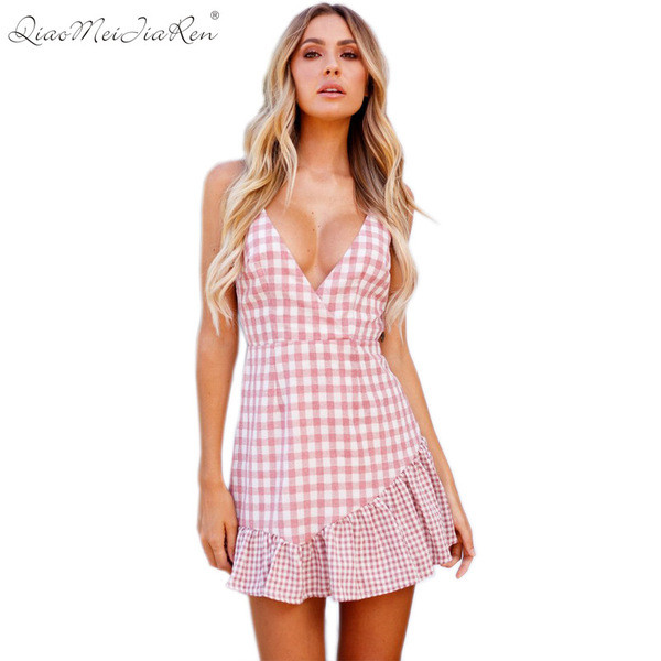 Rochie moderna de dama cu bretele subtiri in culoarea roz