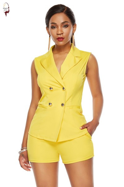 Set elegant pentru femei, care include o vestă și pantaloni scurți în trei culori