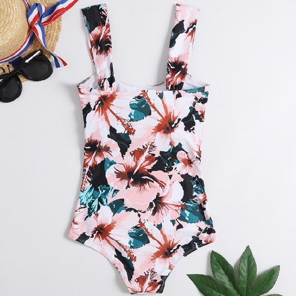 Costum de baie complet cu model floral