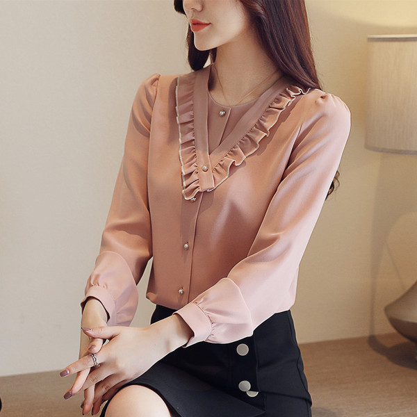 Cămașă elegantă de damă în roz cu perle decorative