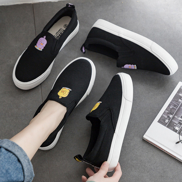 Pantofi casual dama in negru cu aplicatie