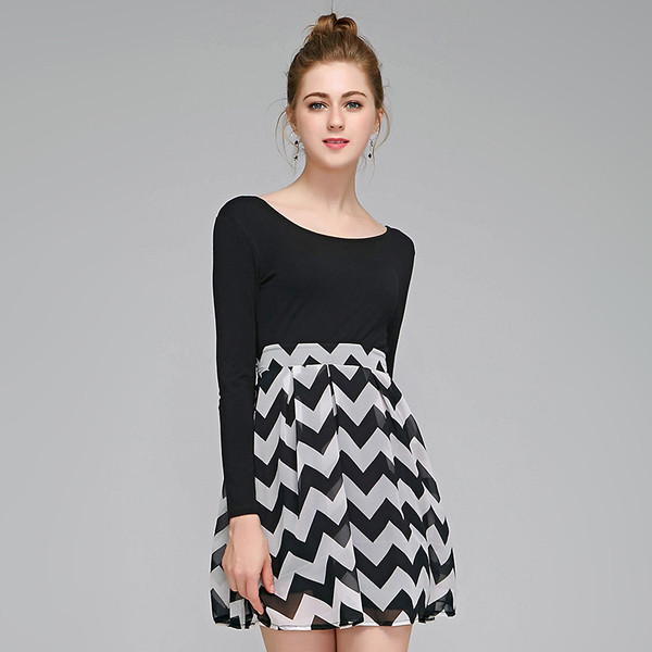 Rochie moderna de dama cu maneci lungi si decolteu O