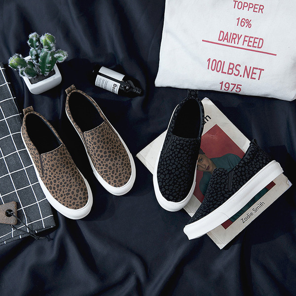 Mocasini casual dama cu model leopard in negru si maro