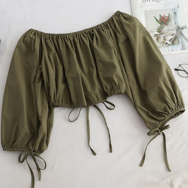 Bluză de damă modernă cu umerii goi în verde, negru și bej