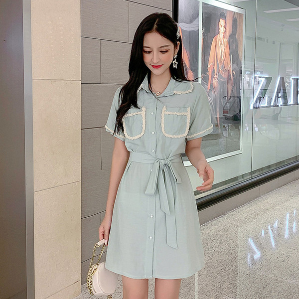 Aktuális női rövid ruha két színben