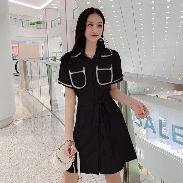 Aktuális női rövid ruha két színben