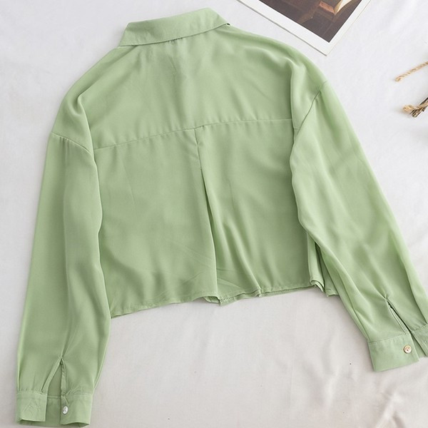 Új modell elegáns női ing zsebekkel és klasszikus gallérral - többféle színben