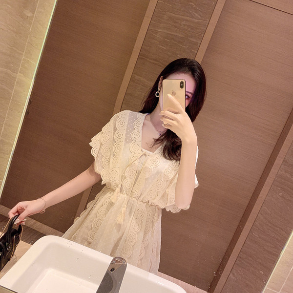 Lezser női ruha - szabású modell két színben