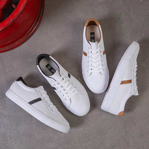 Alkalmi férfi tornacipő két színben