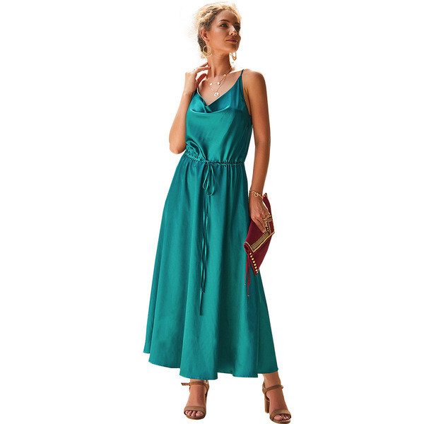 Modern női ruha vékony pántokkal, gumival