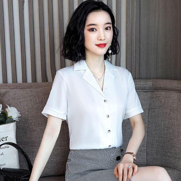 Stílusos női ing négy színben, rövid ujjakkal és gombokkal
