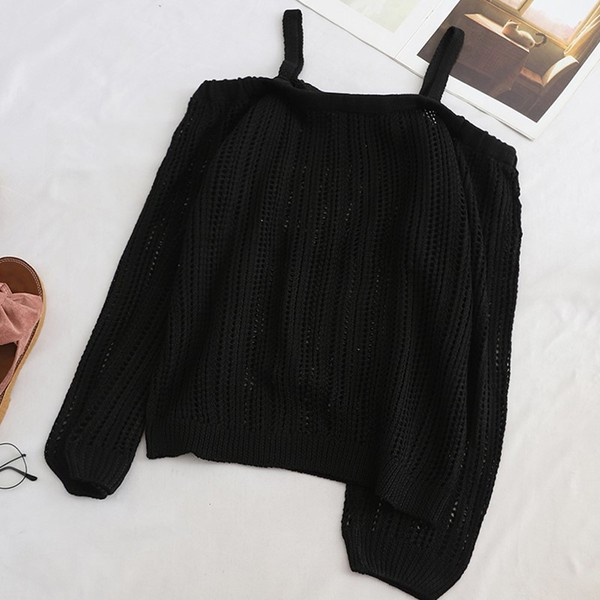 Női pulóver új modellje csupasz vállal, több színben