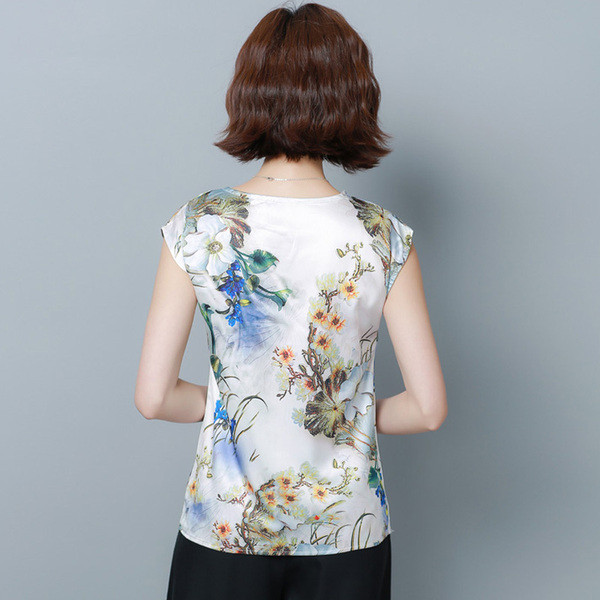 Modern női felső négy színben virágos motívumokkal
