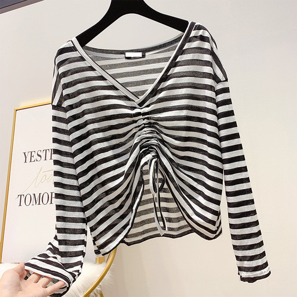 Női csíkos blúz, hosszú ujjal