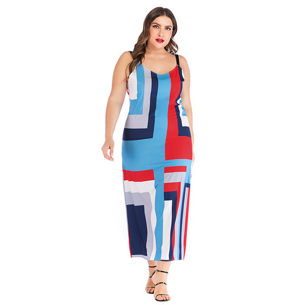 Hétköznapi női ruha vékony pántokkal és O-nyakkal