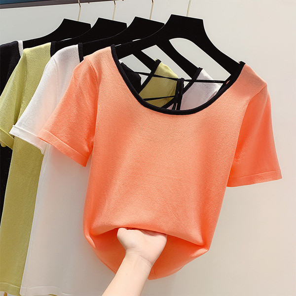 Modern női póló rövid ujjal és nyakkendővel